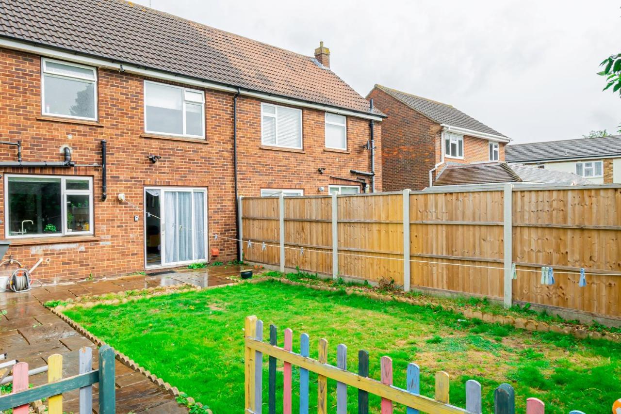Stunning Place, Close To Windsor & Heathrow & Private Parking Burnham  Kültér fotó